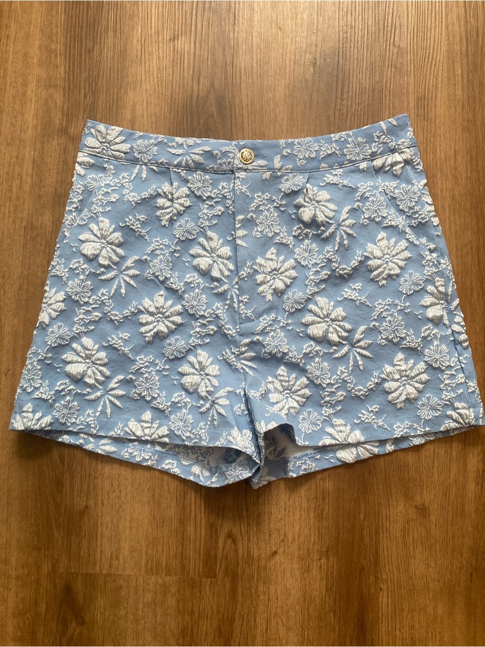 5/$15 Shein Light Blue & Floral Shorts Large